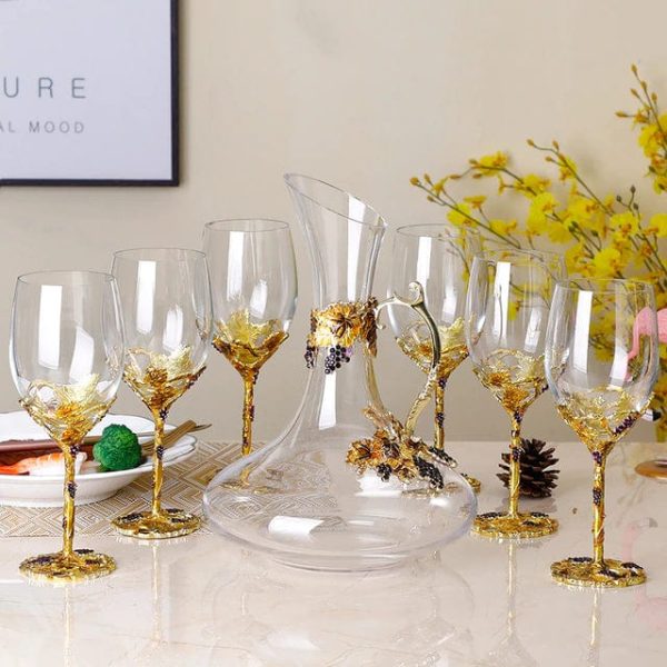 Wine Grape Design Enamel Lead Free Crystal Goblet Wine Glasses and Wine Decanter Online Sale