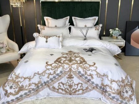 Royal White Embroidery  Cotton Bedding Set Luxury Soft Smooth  Duvet Cover Bedspread Bedding Set With Pillow Covers Cheap