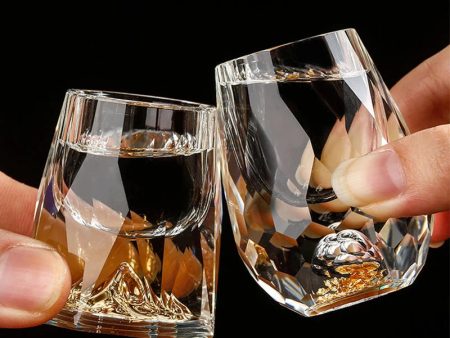 Luxury Lead Free Crystal Glass 24 karat Gold Foil Hand Blown Dimond Cut For Whisky Vodka Glasses Supply