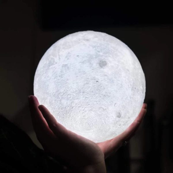 Moon Shape LED Rechargeable Sixteen Colors Table Lamp Supply