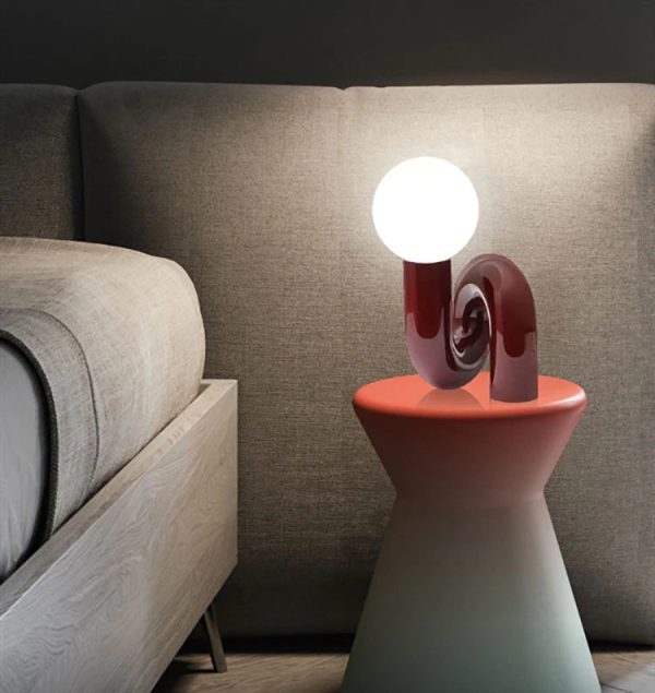 Modern Tweested Shape Table Lamp Hot on Sale